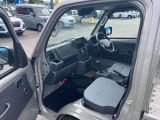 自社工場完備ですので車検、点検、修理、板金などすべてお任せください。タイヤ、オーディオなどの販売もさせて頂いております。是非、ご相談ください。