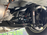 お車を安心してお乗りいただく為には、足回りの定期点検が欠かせません。サービスサポート(有償保証)では無料点検もご提供しており、安心のカーライフをお過ごしいただけるサポート体制が整っています。