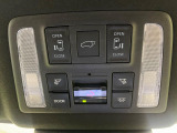 【パワーバックドア】スマートキーや運転席のボタンを押すだけでリアゲートが自動で開閉します!荷物を持っている時や、高い位置にあるバックドアを閉める際に便利な機能です♪