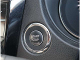 自社工場を3拠点完備しております。重整備やカスタムを始め、ご購入後のお車のメンテナンスも弊社にお任せください。