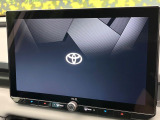 【12.9インチ ディスプレイオーディオ】大画面のディスプレイはAppleCarPlayやAndroidAutoが利用可能。大きな画面でスマホナビアプリ等が利用いただけます♪