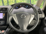 【純正革巻きステアリング】上質な革を使用することで、手にしっかり馴染みとても運転しやすいハンドルです♪