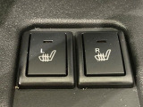 【シートヒーター】寒い日に重宝するシートヒーター!エアコンより早く温まってくれるので寒がりの人も安心ですね♪エアコンの温風は乾燥するから苦手、という方にもをおすすめです。