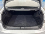●トランクルーム:趣味が広がる収容スペース!これだけの広さがあればお買い物やレジャーなどにも最適です!使用感も少なくきれいな状態を維持しております。
