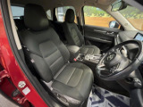運転席シート廻りは使用感も少なく、良好な状態となっています。丁寧に使われていたことがよくわかりますね。