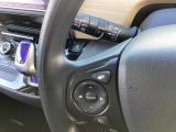 自社整備工場で点検整備をおこなってからお渡ししています。車検が残っている場合は『12ヶ月点検整備』を、車検整備付きの場合は『車検整備』をおこないます。整備費用は車両本体価格に含まれています。