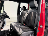 純正フロアマットもしっかりクリーニングした状態でご納車します!