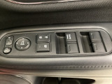 パワーウインドウは運転席でドア4枚とも上下の操作ができるようになっています。子供さんが勝手に操作できないようにロックすることも可能です。