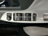 パワーウィンドウ付き☆運転席で全部の窓を開閉することが可能!!