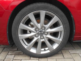 215/45R18
