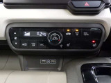 ようこそオートエムワンへ!この度は弊社在庫車輛を、ご覧頂きまして誠に有難う御座います。豊富な自社在庫からお好みのお車をお選び下さいませ。