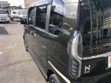 ご成約されたお車は、シャシーブラック吹き付け(防錆)をサービスしております。