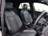 認定中古車保証1年間距離無制限の保証とロードアシスタンスサービスが全車に付帯されています。また、1年間または2年間の延長保証(有償)もご利用いただけます。