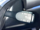 【クルーズコントロール】高速道路もラクラク走行。アクセルを離しても一定速度で走行ができ、長距離運転時の負担を軽減!加速・減速も簡単なスイッチ操作で調整できます。