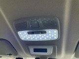 LEDライトで車内を明るく照らします☆