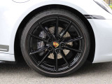 F:245/35ZR20 R:305/30ZR21