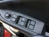 パワーウィンドウのスイッチ等は運転席右側へ集中してます