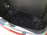 トランクスペースです☆いろいろな使用方法がありますね!シートを倒すと大きな荷物や長い荷物などたくさん積めますよ☆