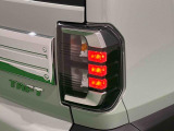 視認性と個性を演出するリヤコンビネーションランプ(LEDストップランプ)