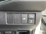 運転席からテールゲートの開閉ができます!