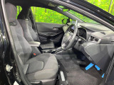 運転席シート廻りは使用感も少なく、良好な状態となっています。丁寧に使われていたことがよくわかりますね。