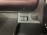 USB入力端末が2つ付いております!シュガーソケット付き!充電が可能です!