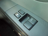 運転しながら操作しやすいように各種ボタンが設置されています♪ストレスのない快適なドライブに必須です!