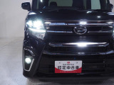 ヘッドライトとフォグランプはLEDタイプ。夜間の運転も安心です。
