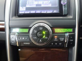 トヨタ純正SDナビ!フルセグTV!地デジ!ブルートゥース!Bluetooth!CD/DVD!AM/FM!SD再生!バックカメラ!ビルトインETC!ドライブレコーダー!ステアリングリモコン!レーダー!!