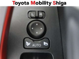 駐車時に便利なスマ-トキ-連動オ-ト格納式ドアミラーを装備しています。施錠すると自動的にドアミラーを格納する便利な機能です!