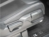 ◆シートハイトアジャスター◆運転席を上下に高さ調節ができます!運転ポジションを体格に合わせてシート調整できます。