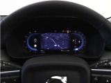 Google アシスタントを呼べば、友人や家族、会社の同僚への連絡や、車内環境の調整も思いのまま。ルート案内やエンターテイメント機能を利用する際も、ステアリングから手を離す必要はありません。