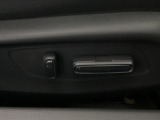 シート位置や角度を電動できめ細かに調整可能な【パワーシート】