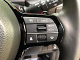 【アダプティブクルーズコントロール】高速道路での長距離走行が楽に!!自動で速度を保つクルーズコントロールが、衝突軽減システムと連携し、前方の車両を感知して車間を保つように速度調節してくれます!!