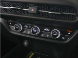 ◆12V電源ソケット◆スマートフォンの充電等にも便利な電源ソケット!使いやすい場所に装備されています。