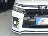 社外イエローLEDフォグバルブ搭載!別途オプションにてホワイトLEDに変更することも可能です!詳しくは当店スタッフまでご相談ください☆