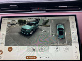 サラウンドカメラで車庫入れも安心です。