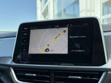 厳格な専門教育を受け、フォルクスワーゲン車をケアし続けて培った豊富な知識と専門機器を使いこなす熟練の技術をもとに、あなたのクルマを的確に診断してベストコンディションに仕上げます。