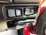 スマートに料金所を通過できるETC搭載してますのでご納車後直ぐに高速道路ご利用いただけます。