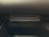 CD・DVD挿入口
