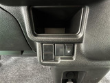 運転席にシートヒーターもついてます!