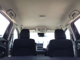 天井も綺麗です☆私は中古車を見るときに天井を良く見るようにしています☆ここが綺麗な車は車内が綺麗なことが多いです☆