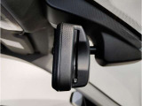☆BMWのルームミラーには自動防眩機能が備わっております。後続車のヘッドライトの明るさで幻惑されるのを防止☆