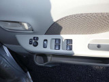 運転席側のドアです!