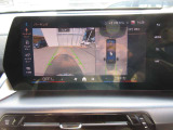 コーナーセンサーと見やすいリアカメラでバック駐車が苦手な方も楽々駐車ができます。