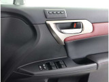 操作性が良い、運転席ドアスイッチ!