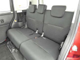 高品質カークリーニング 外装・内装、岐阜トヨペットの専門スタッフがシートもカーペットも綺麗に洗浄済み!プロの仕上げを是非ご確認ください。