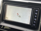 停車時に、お好みの映像コンテンツを楽しめます。移動時間も有効活用でき、家族みんなで快適なひとときを過ごせます。