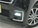 ◆フォグライト◆ 霧などの悪天候時、自車の位置を示すとともに前方や路肩が見えずらい時、近い位置をワイドに照らしてくれます
