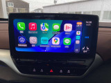 お使いのスマートフォン端末と有線接続する事が可能です。